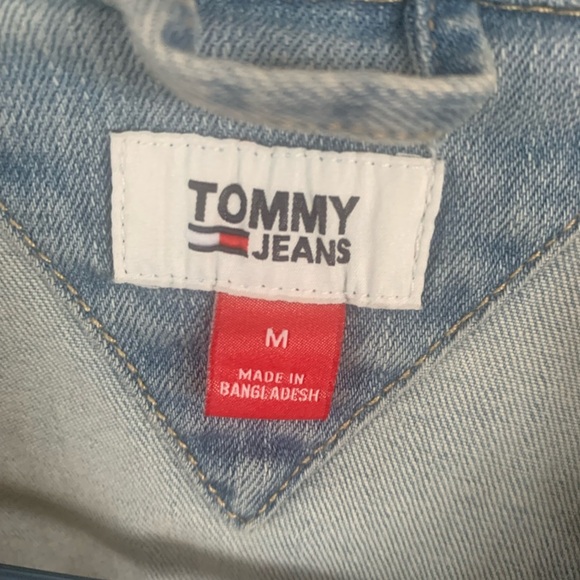 Vintage Tommy Hilfiger Blue Jean Jacket Classic Denim Style - Picture 3 of 4